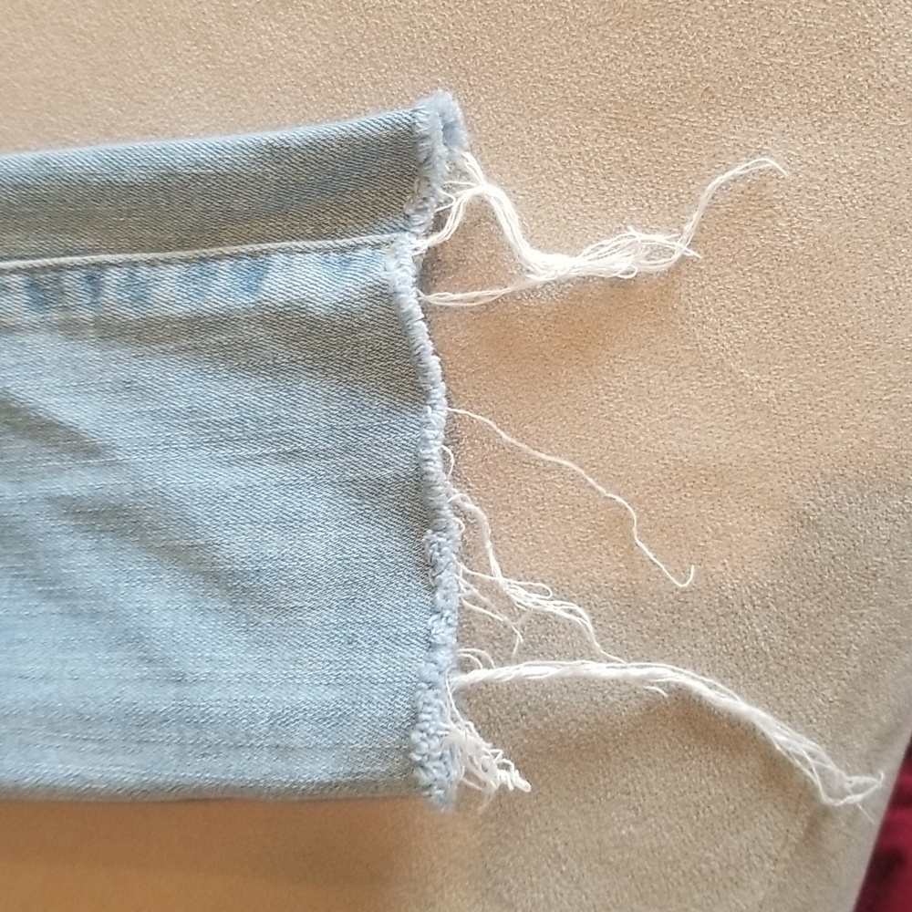 Universal Thread jeans - Picture 3 of 10